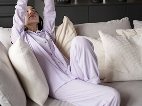 この薄さがちょうどいい「着ている感じがしない」パジャマ