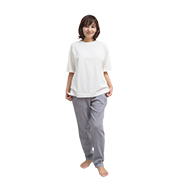 レディース半袖Tシャツパジャマ上下セット（三子糸コットン“keu”Tシャツとノビーゼ“UNO”スマートパンツ）