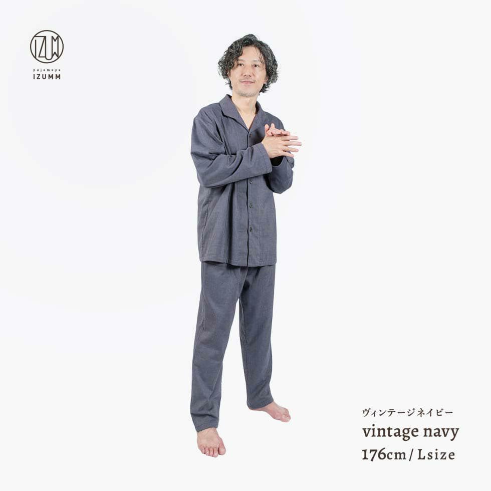男性モデル身長：176cm Lサイズ ヴィンテージネイビー着用
