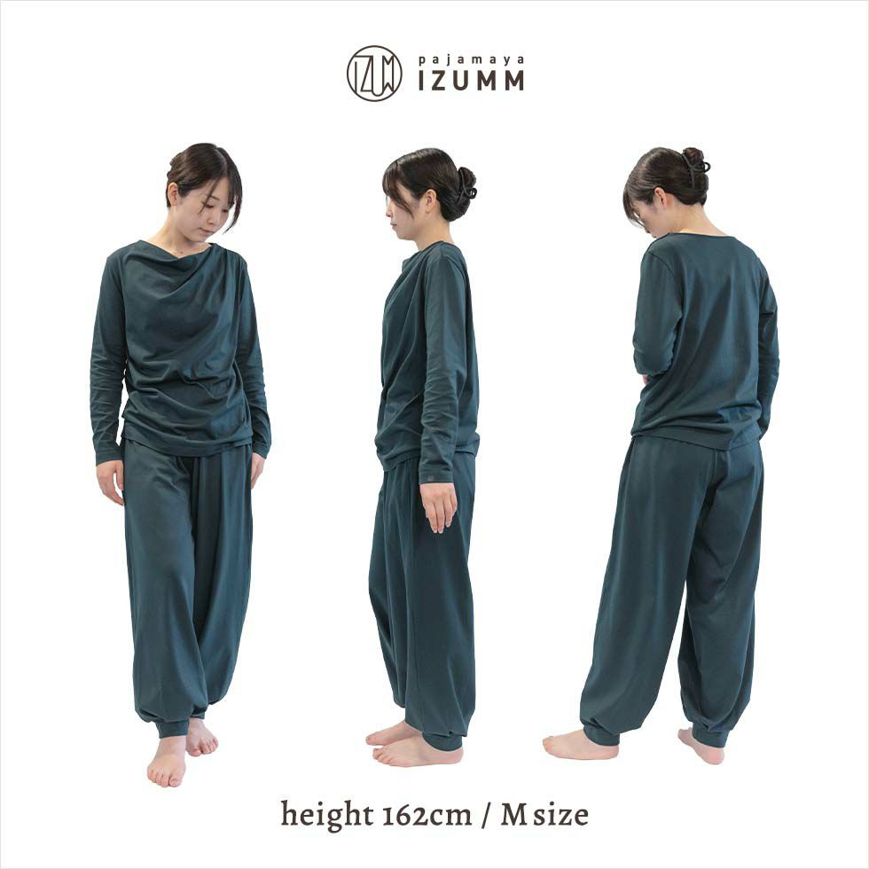 女性モデル身長：162cm Mサイズ着用